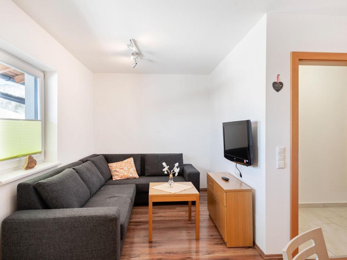 Elegant Apartment In Saalfelden With Balcony Exterior photo
