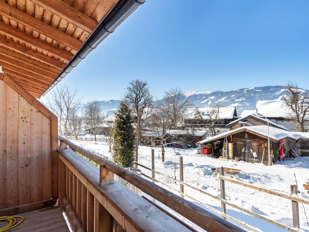 Elegant Apartment In Saalfelden With Balcony Exterior photo